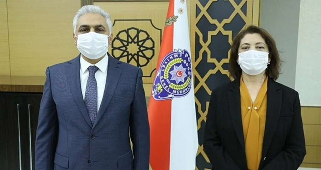 ‘Kadına şiddet, insanlığa ihanettir’