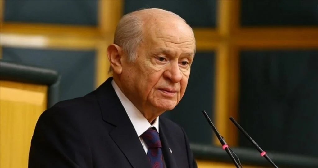 MHP Genel Başkanı Bahçeli: Deprem enkazı üzerinde siyaset yapayım derken hamaset çukuruna yuvarlandılar
