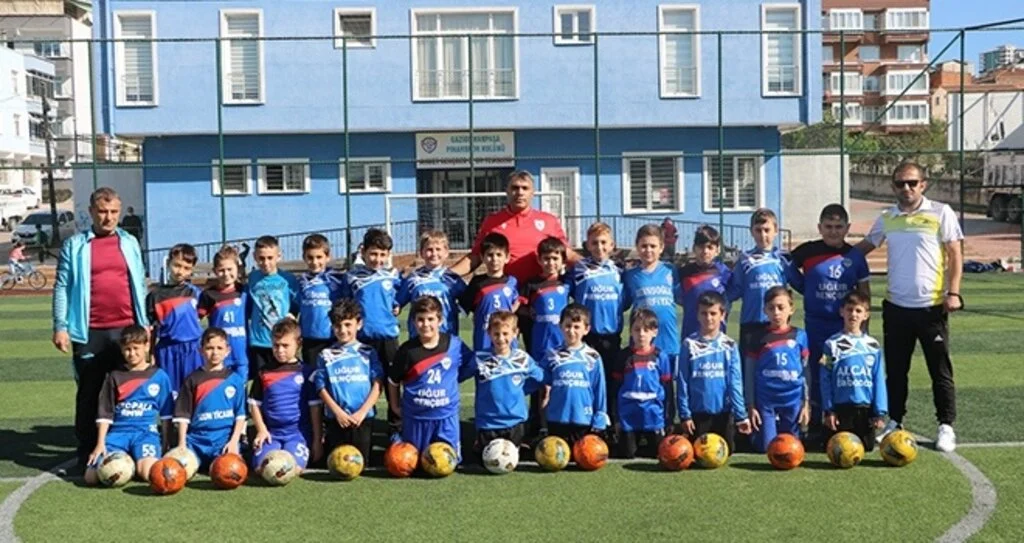 Sağlıklı Nesiller Pınarspor'da