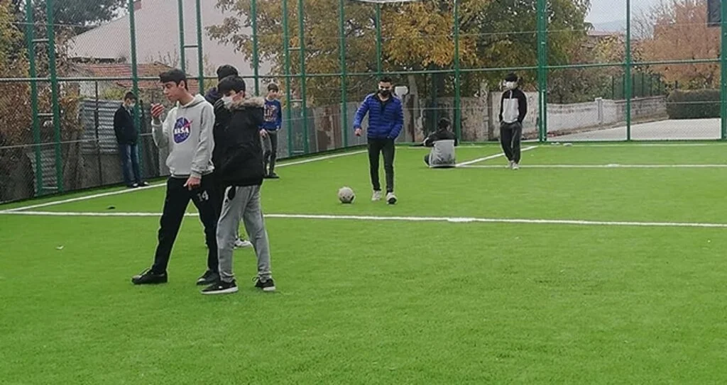 Sahalar Açıldı Kısıtlama Geldi