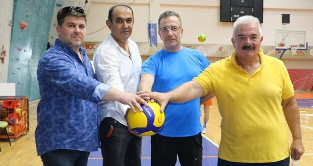 Samsun Voleybol GSK Başkanı Sinan Özgültekin: Üreten Takım Olacağız