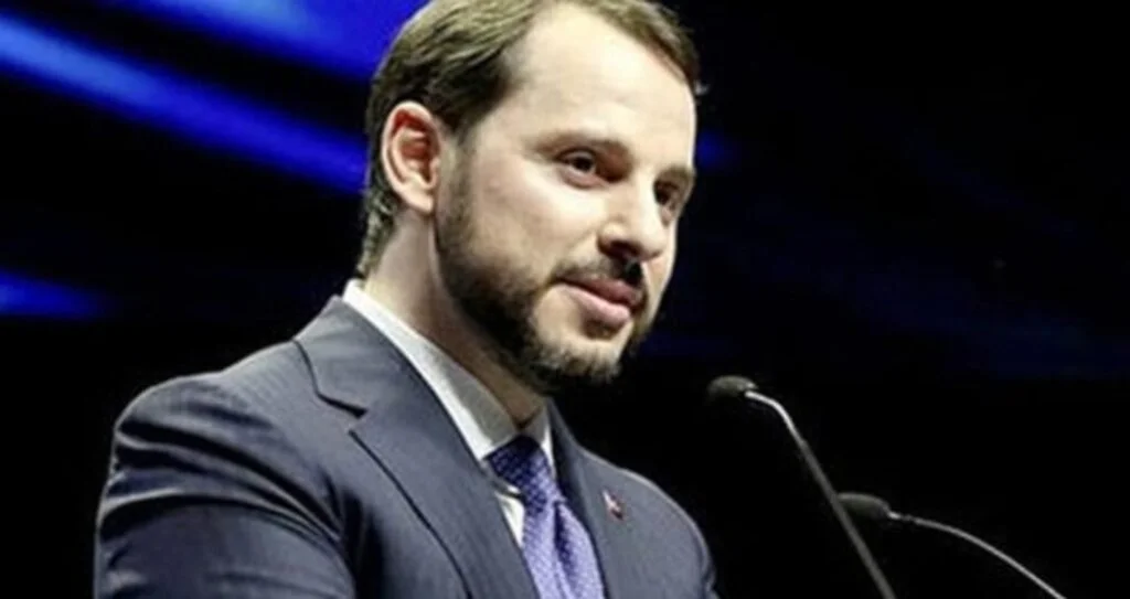 Son dakika… Albayrak’ın istifasına siyasilerden ilk tepki