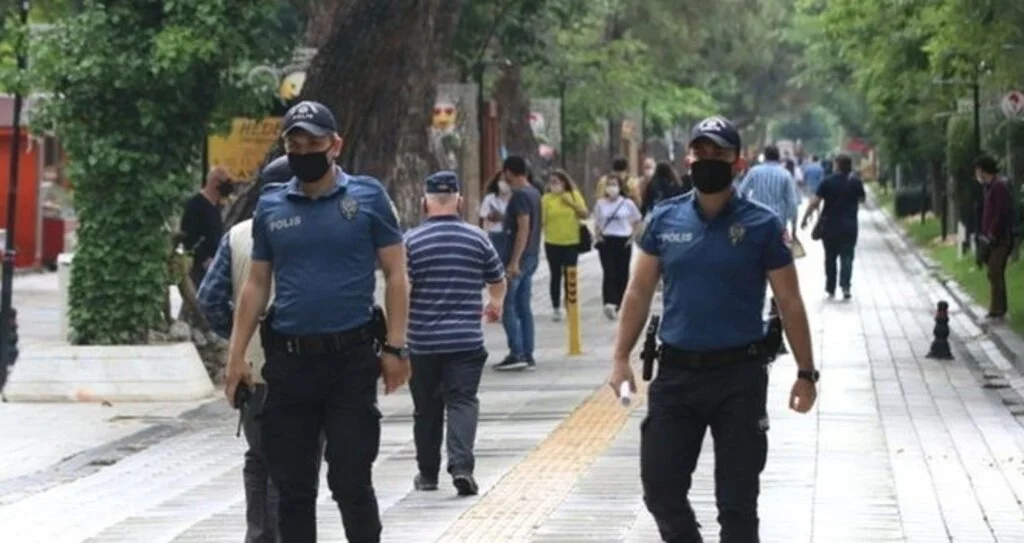 Son dakika! Sağlık Bakanlığı'ndan 81 ile yeni koronavirüs genelgesi