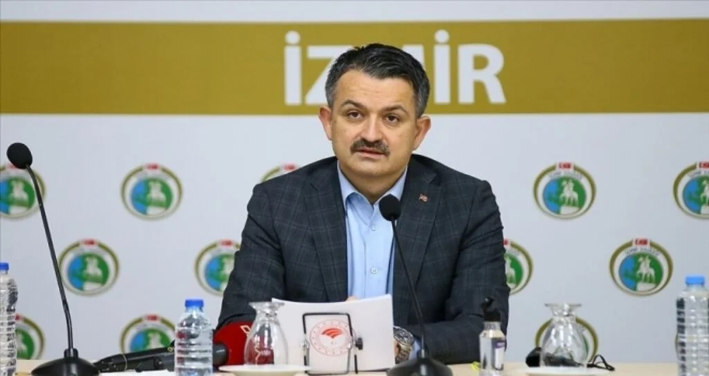 Tarım ve Orman Bakanı Pakdemirli: İzmir'deki depremden etkilenenlere 60 milyon liranın üzerinde ödeme yapıldı