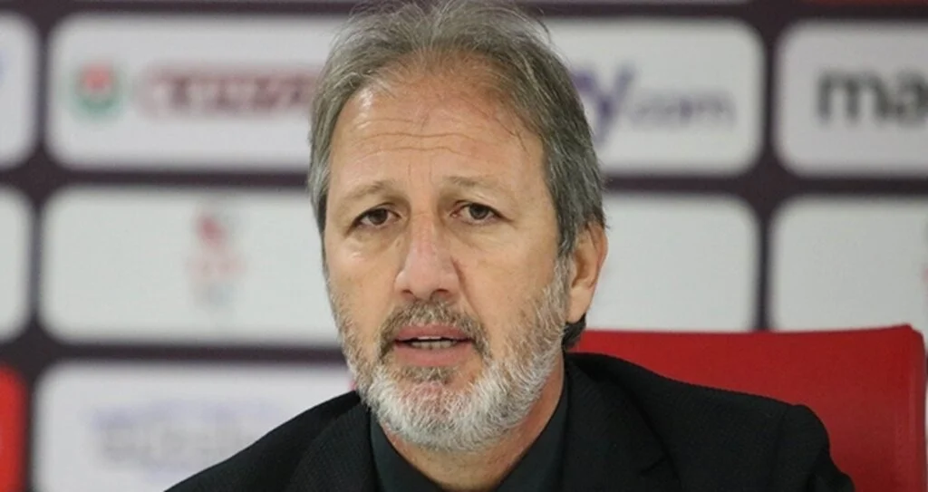 Tuzlaspor Teknik Direktörü Taner Taşkın Samsunsor maçının ardından açıklama yaptı; Kaleci Nurullah’ı geçemedik