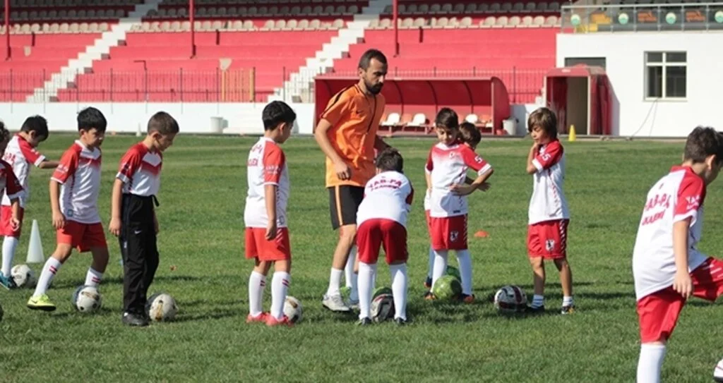 YAP-PA'nın Minikleri Neşeli Çalışıyor