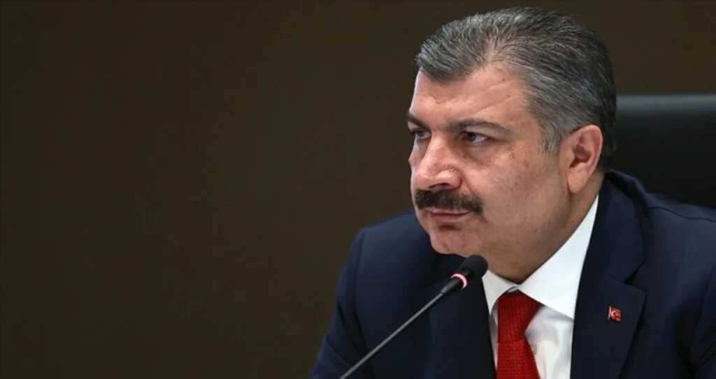 Bakan Koca: Yangının yüksek akımlı oksijen vermek üzere kullandığımız bir cihazdan çıktığını biliyoruz