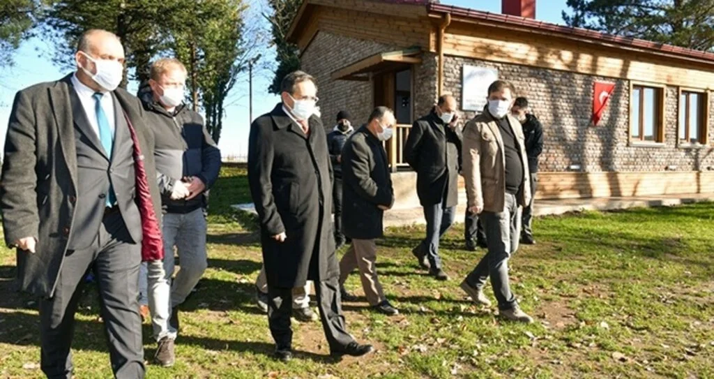 Başkan Demir Orman  Okulu'nu inceledi  