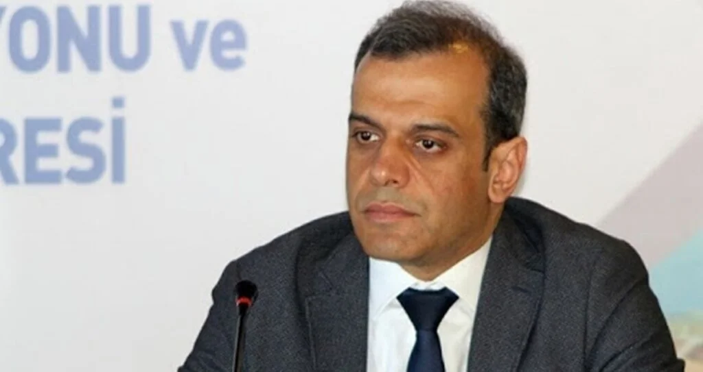 Bilim Kurulu Üyesi Prof. Dr. Azap: Kovid-19 ilaçları değil hastalığın kendisi kalp krizine neden olabiliyor
