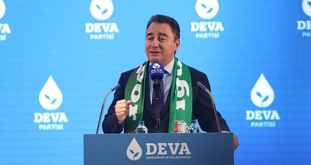 DEVA Partisi Genel Başkanı Ali Babacan: Hem yönetemiyorlar hem de halkımızın onuruyla oynuyorlar