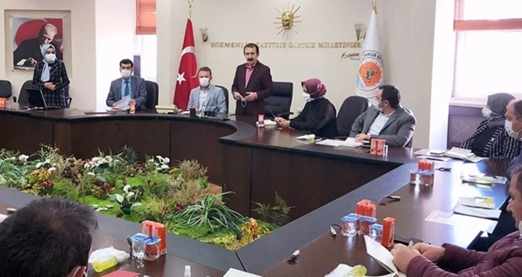 Göçmenlerin işgücü ve eğitim durumları masaya yatırıldı