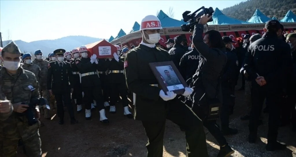 Hakkari'de çığ düşmesi sonucu şehit olan asker Kahramanmaraş'ta son yolculuğuna uğurlandı