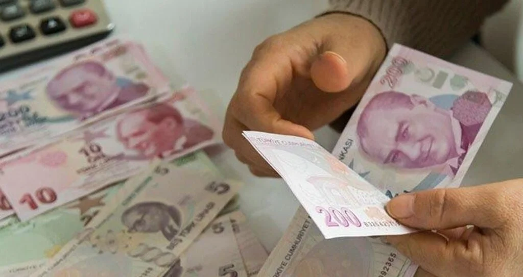 KYK kredi ve burs ödemeleri ne zaman yapılacak?