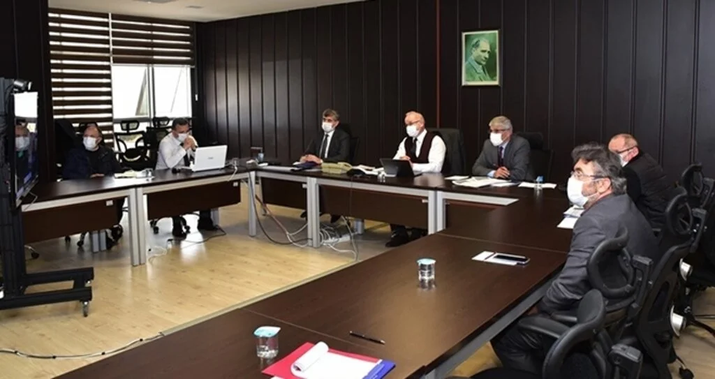 OMÜ’nün Eğitimde Revizyon Süreci İlahiyat Fakültesi’nden başladı