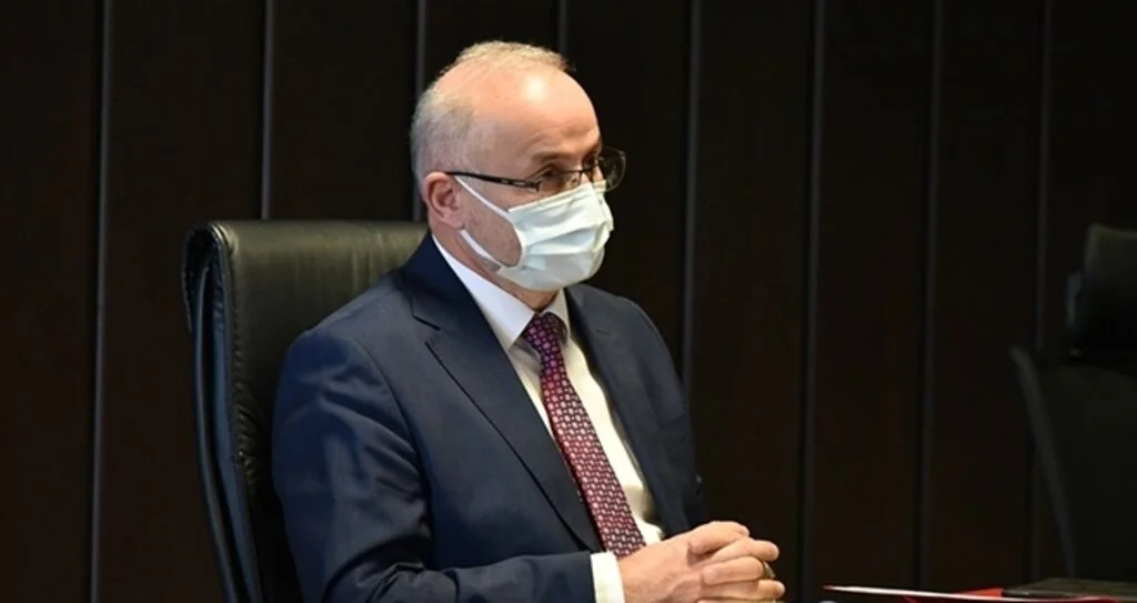 Rektör Ünal, eğitimde revizyon çalışmalarına devam etti