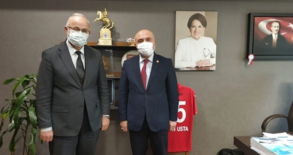 Rektör Ünal planlanan değişimi vekillere anlattı 
