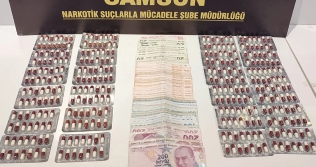 Samsun'da uyuşturucu operasyonunda 3 şüpheli yakalandı