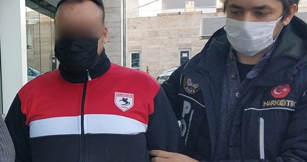 Uyuşturucu hap satmaya gözaltı