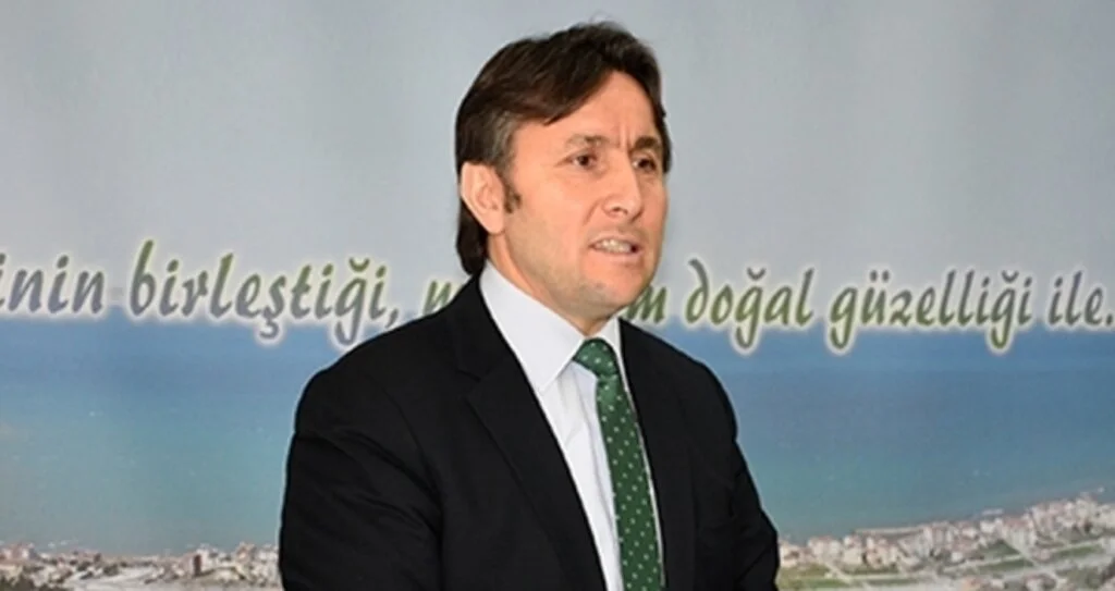 Yakakent Belediye Başkanı Hüseyin Kıyma'nın Anne Acısı
