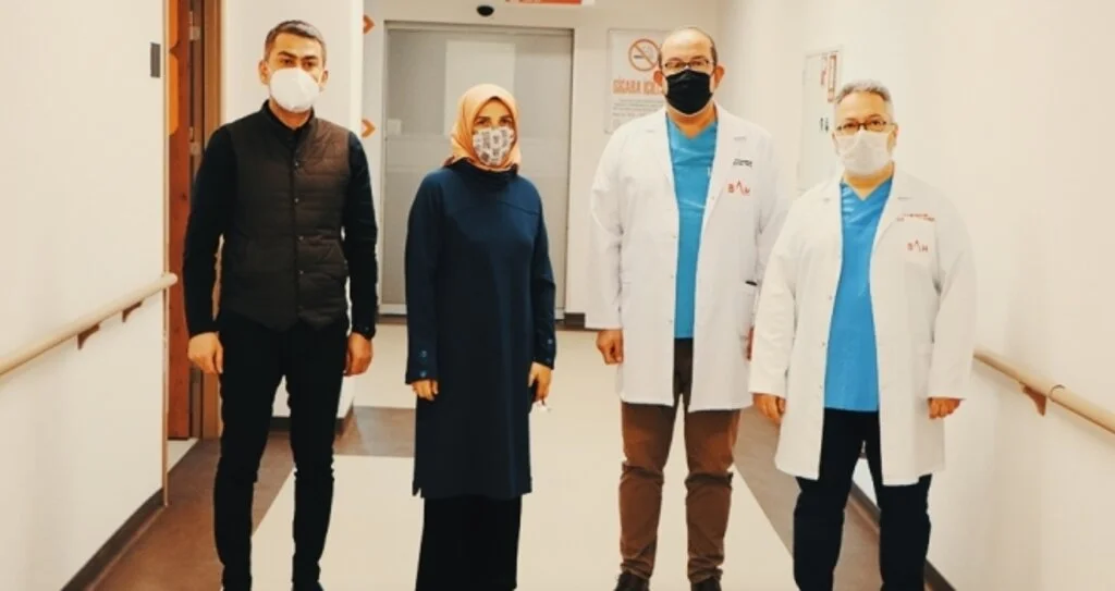Aşı olan Başhekim Korur: "Halkımızı aşı olmaya davet ediyoruz"