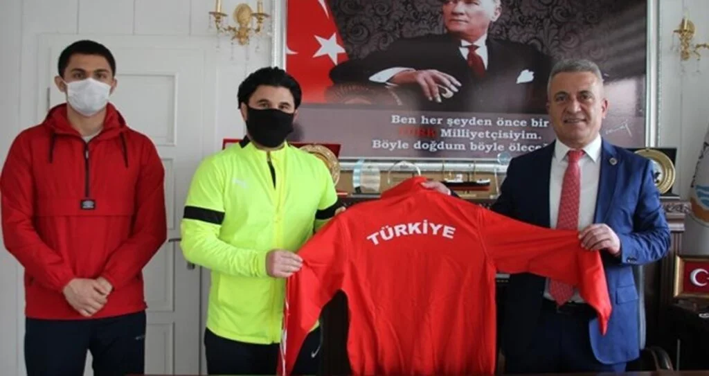 Başkan Acar Antrenörleri Ağırladı