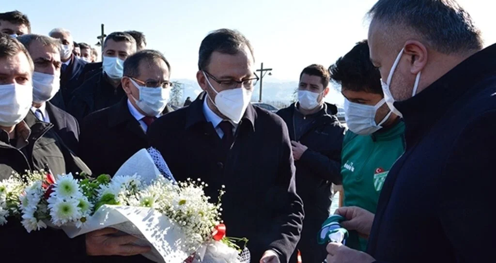 Çarşambaspor'a Bakan Morali
