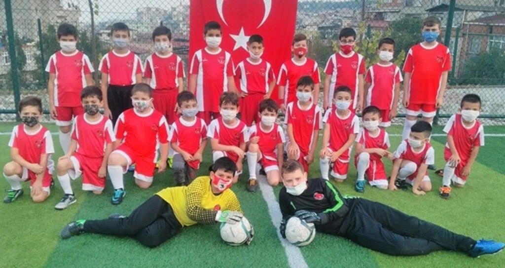 Çatalarmut Sabırla Bekliyor
