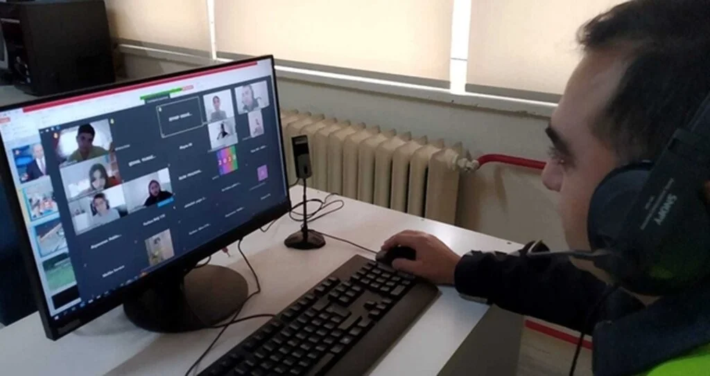 'EBA' üzerinden trafik eğitimi