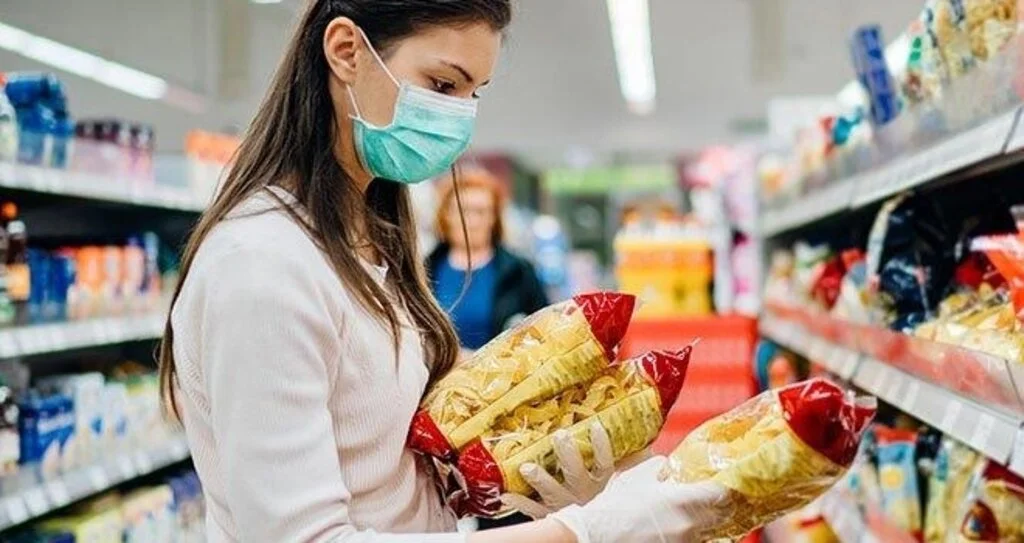 Hafta sonu bakkal ve marketler açık mı?
