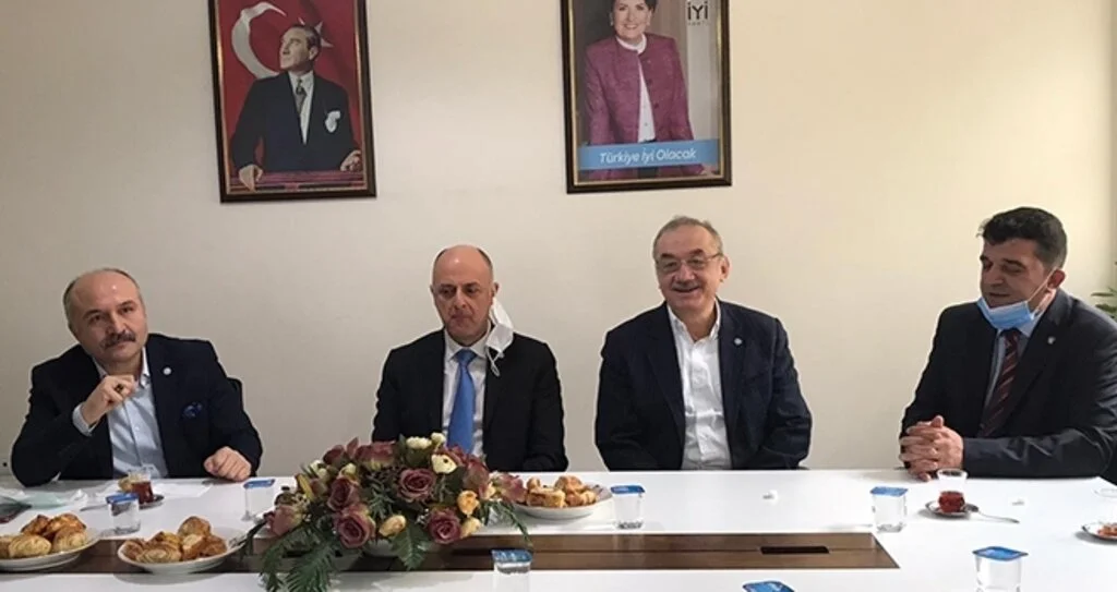 İYİ Parti Samsun Milletvekili Erhan Usta Burdur heyetinde 