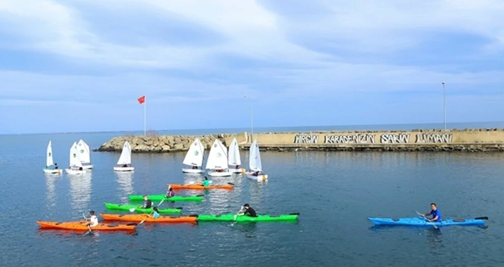 Kano ve yelken sporuna büyük ilgi