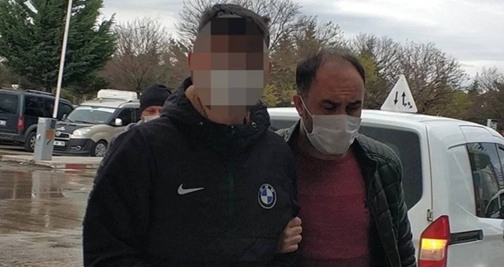 Otobüsünden inerken uyuşturucuyla yakalanan şahıs adliyeye sevk edildi