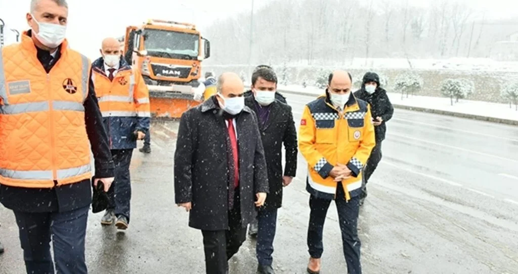 Samsun Valisi Zülkif Dağlı'dan zincir uyarısı 