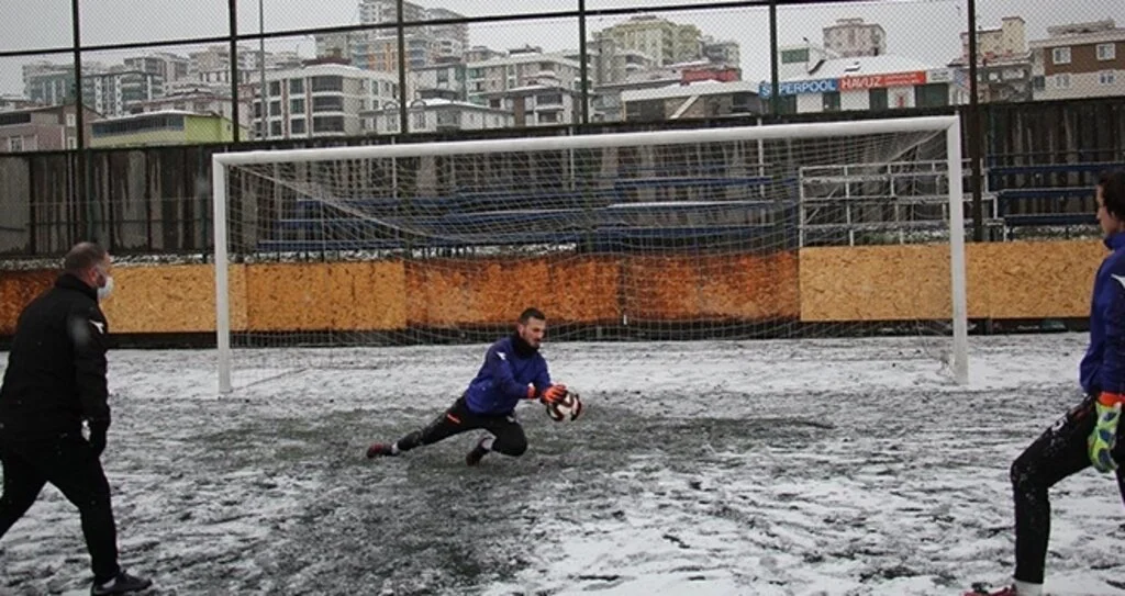 Atakum Belediyespor'da Yeni Sezon Hazırlıkları Sürüyor