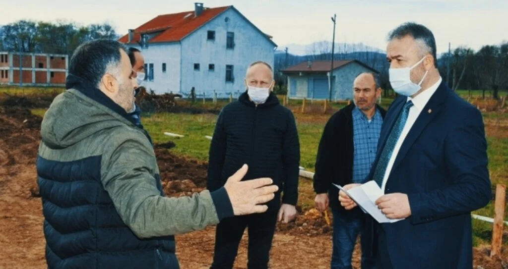 Başkan Topaloğlu: 2021'de 30 bin m2 parke yol yapımı planlanıyoruz
