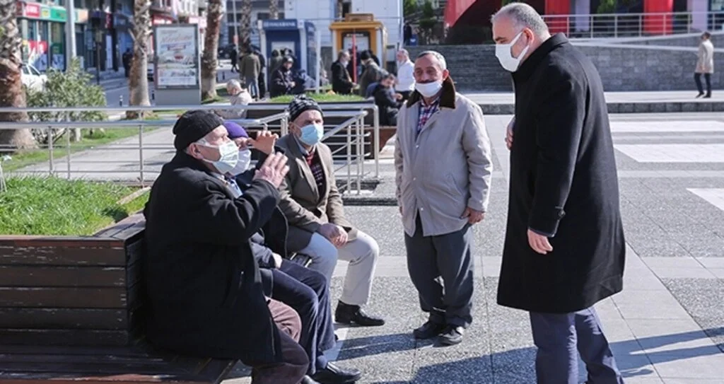 Canik Belediye Başkanı İbrahim Sandıkçı: Tüm imkanlarımızla salgınla mücadeleye devam