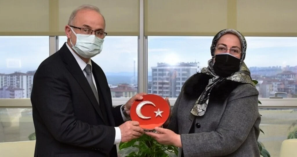ÇAREVHANDER'den Rektör Ünal'a ziyaret