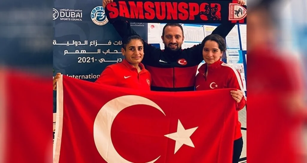 Eda Yıldırım gülle atmada Türkiye rekorunu kırdı