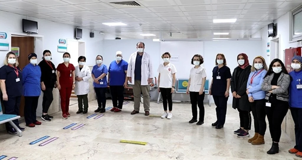 Eğitim Araştırma'da sağlıkçılara aşı 