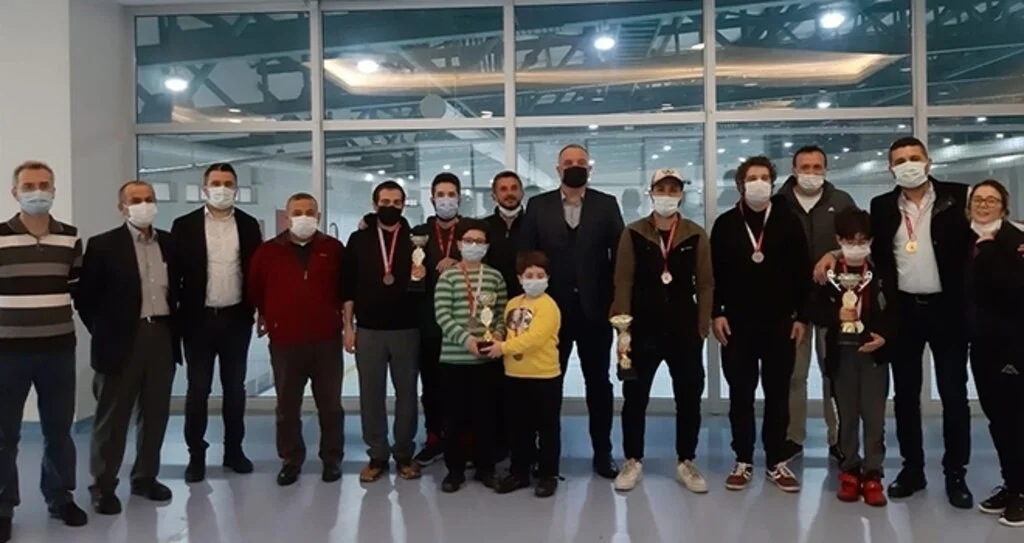 Floor Curling Halk Turnuvası'nda Ödüller Sahiplerini Buldu