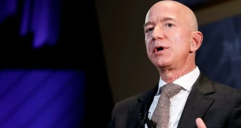 Görevi bıraktı ama… Bezos dakikada 1 milyon TL kazanıyor