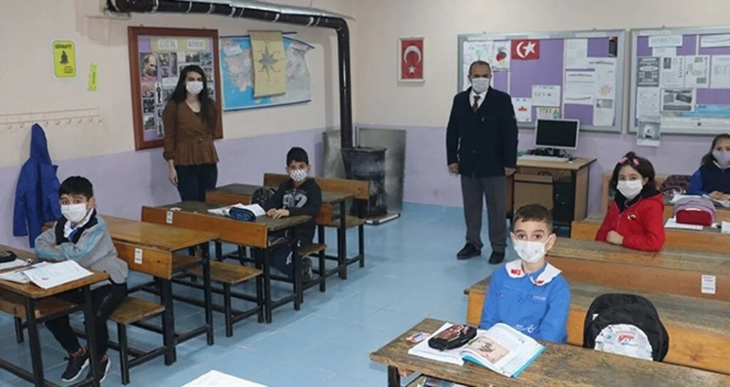 Günler sonra okullarına kavuştular 