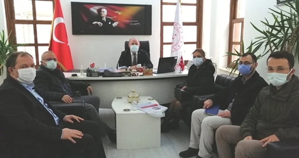 Huzurevleri ile engelli bakım merkezlerine online eğitim