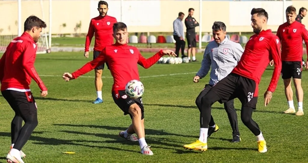 Samsunspor Akhisar'a hazır!