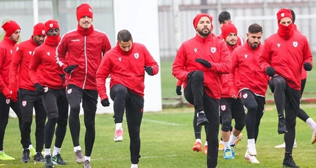 Samsunspor, İstanbulspor maçı hazırlıklarına başladı