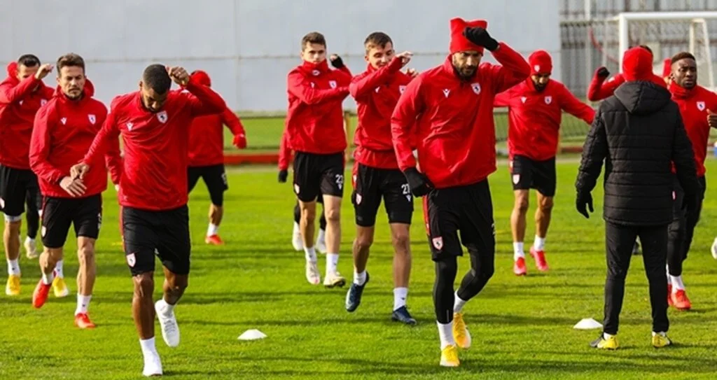 Samsunspor topbaşı yapıyor...