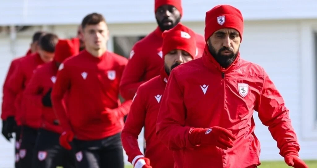 Samsunspor'da kritik maçın hazırlıkları sürüyor