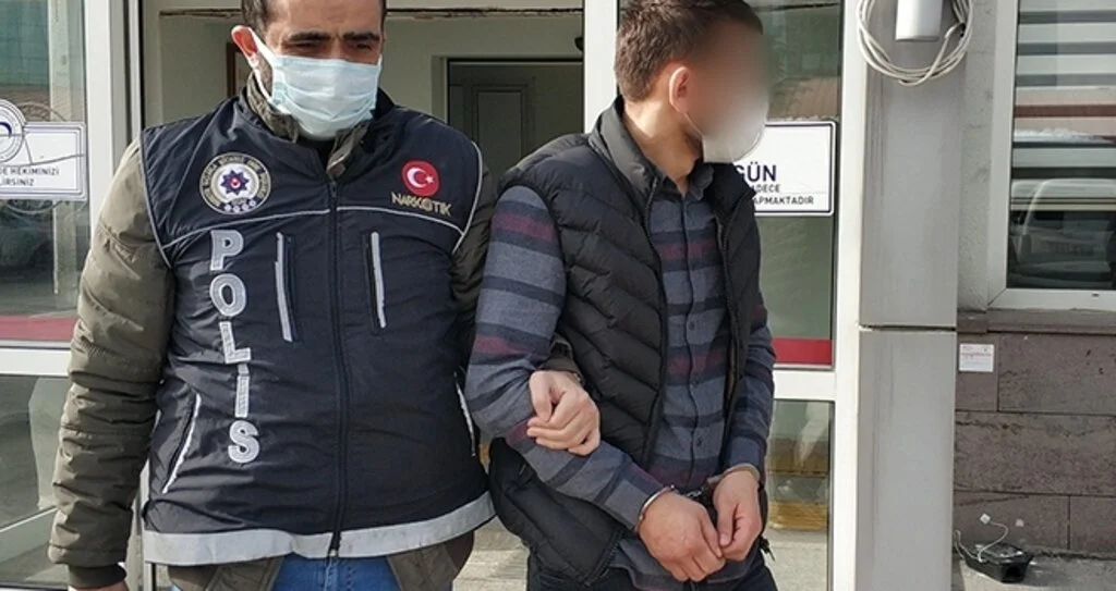 Uyuşturucu ticaretinden gözaltına alındılar