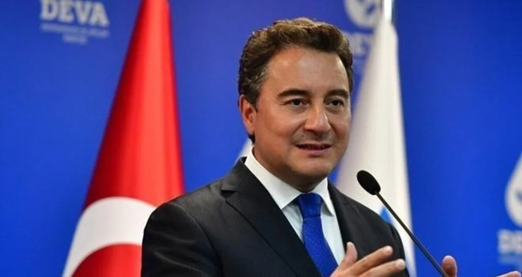 Ali Babacan'dan Erdoğan'a: Merkez Bankası başkanını kayıp 130 milyar doları  sorduğu için mi görevden aldınız?