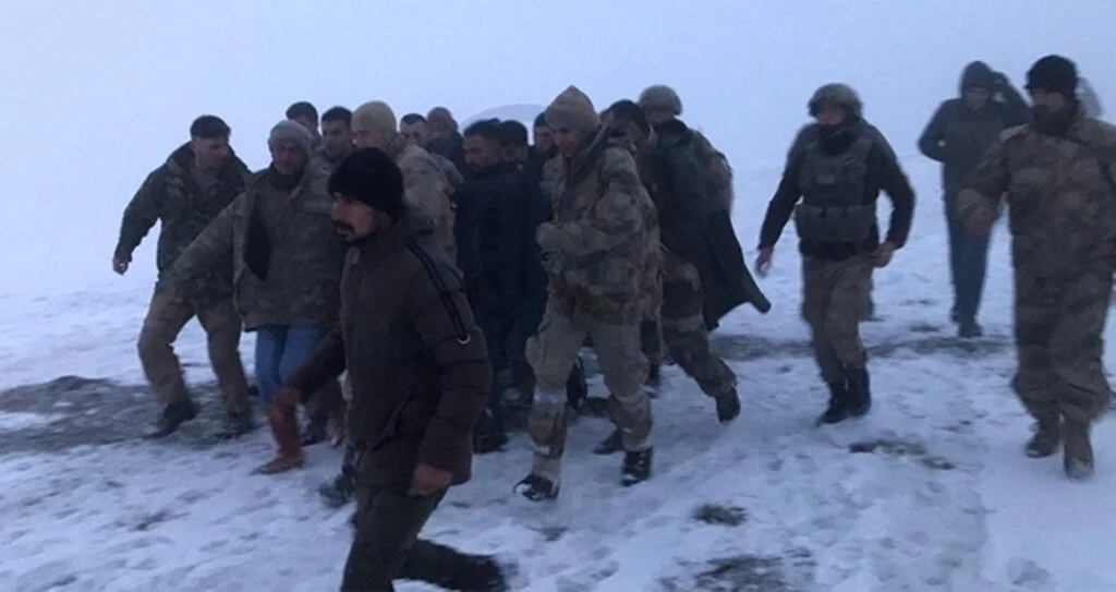 Bitlis Tatvan’da helikopter düştü: 11 şehit